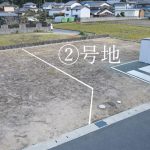 ②