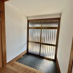 (玄関)