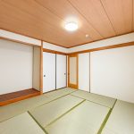 (居間)